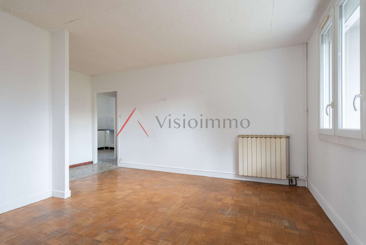 Appartement à SEYSSINET-PARISET