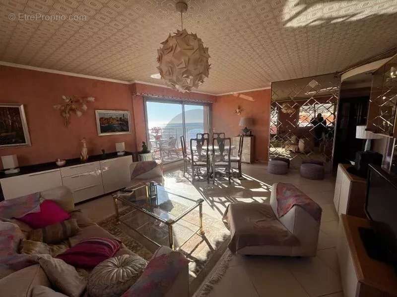 Appartement à MENTON