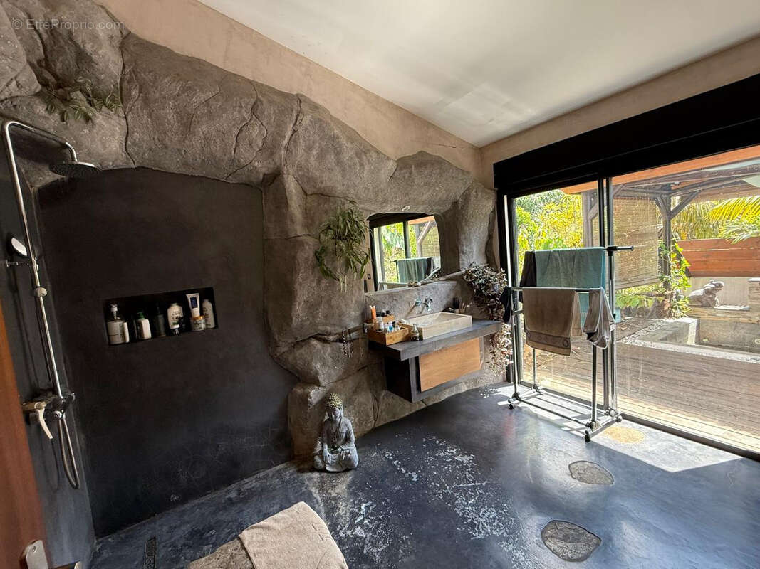 Maison à ENTRE-DEUX