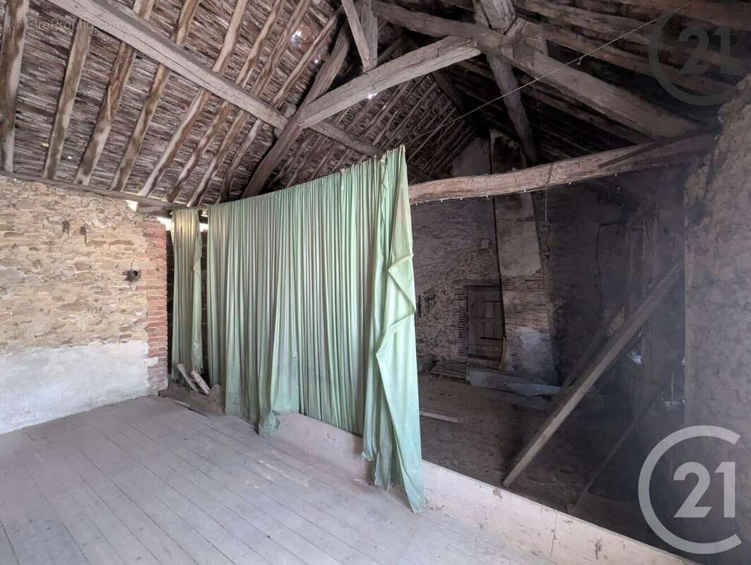 Maison à CHALAUTRE-LA-GRANDE