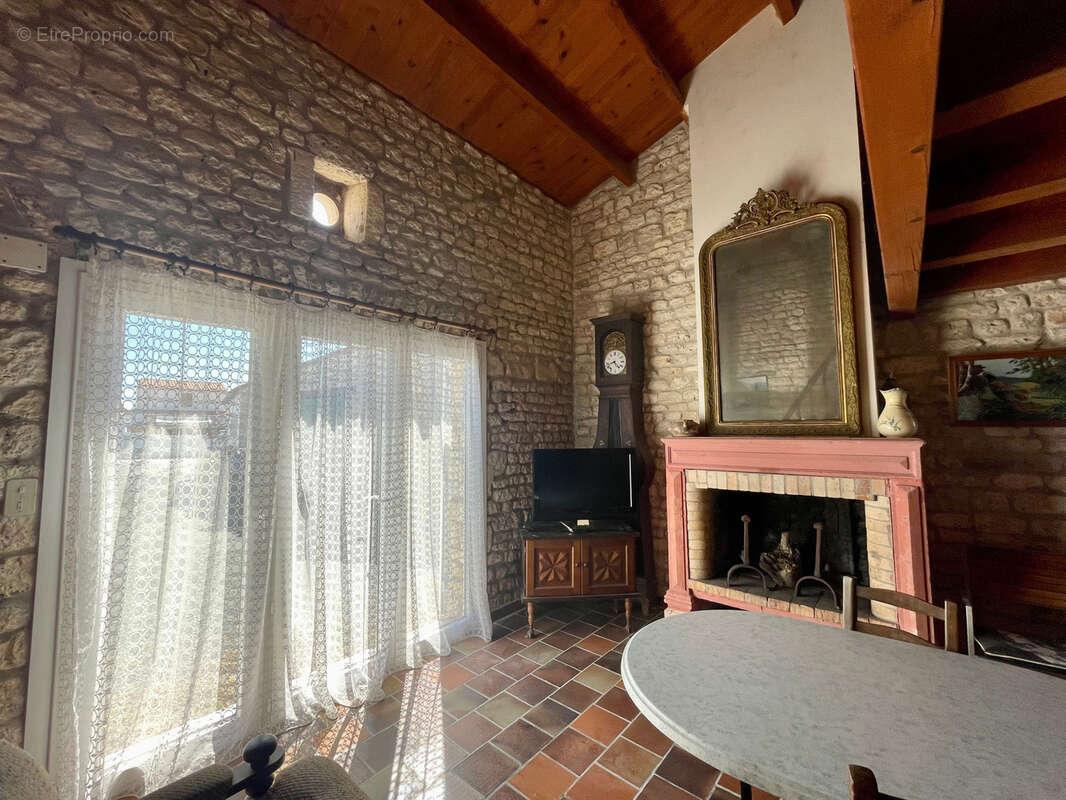 Charmante Maison de pays en pierre de taille avec vue sur les marais - Le Grand Village plage - photo 16