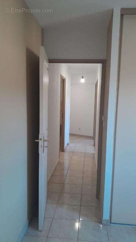 Appartement à SIX-FOURS-LES-PLAGES