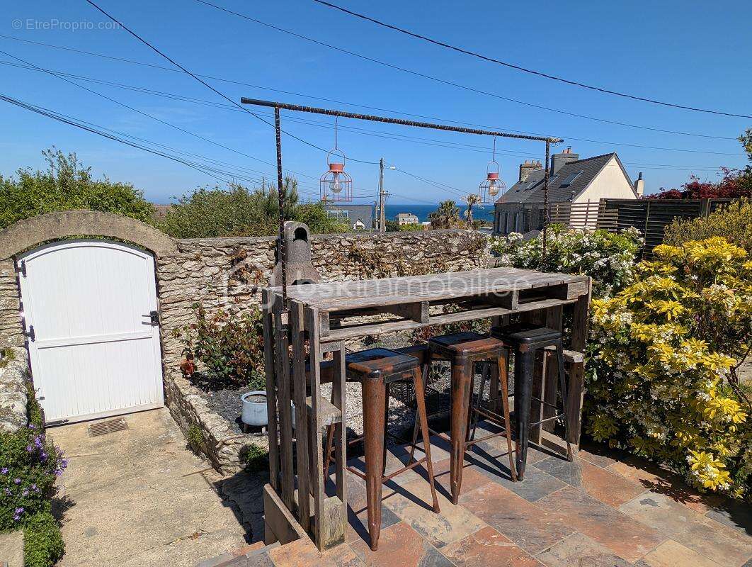 Maison à TOURLAVILLE