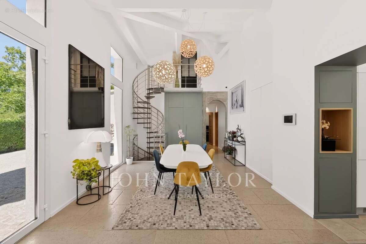 Maison à AIX-EN-PROVENCE