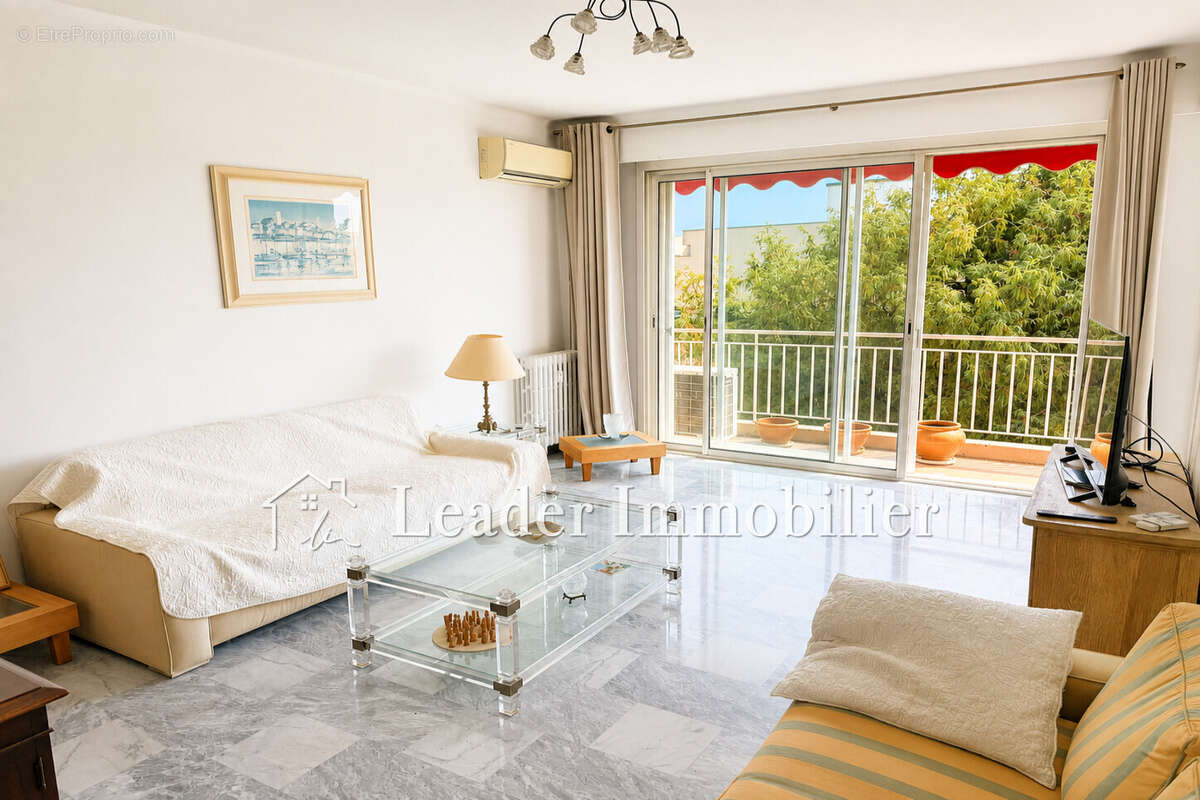 Appartement 81 m² à Antibes  - photo 6