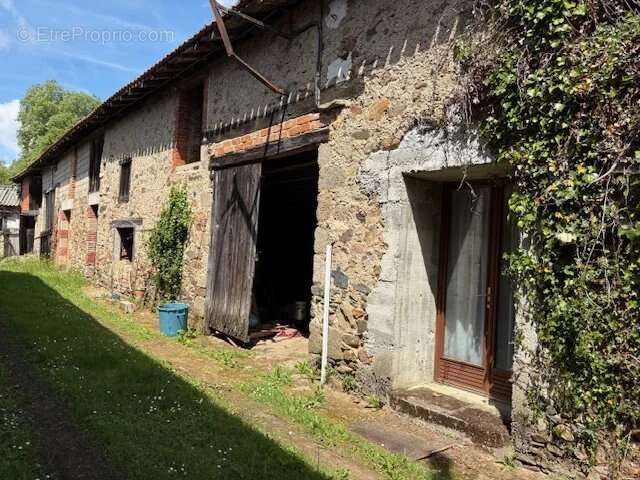 Maison à SAINT-VICTURNIEN