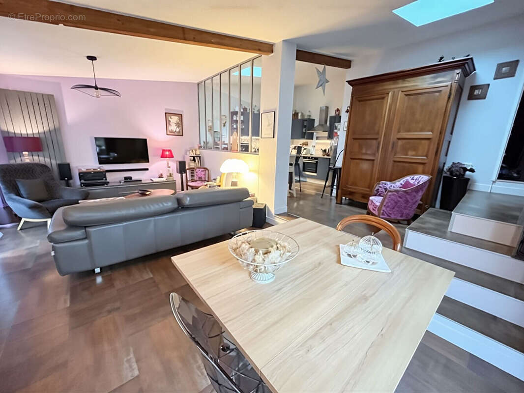 Maison à SAINT-PRIEST