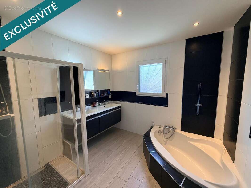 Photo 9 - Maison à CUSSET