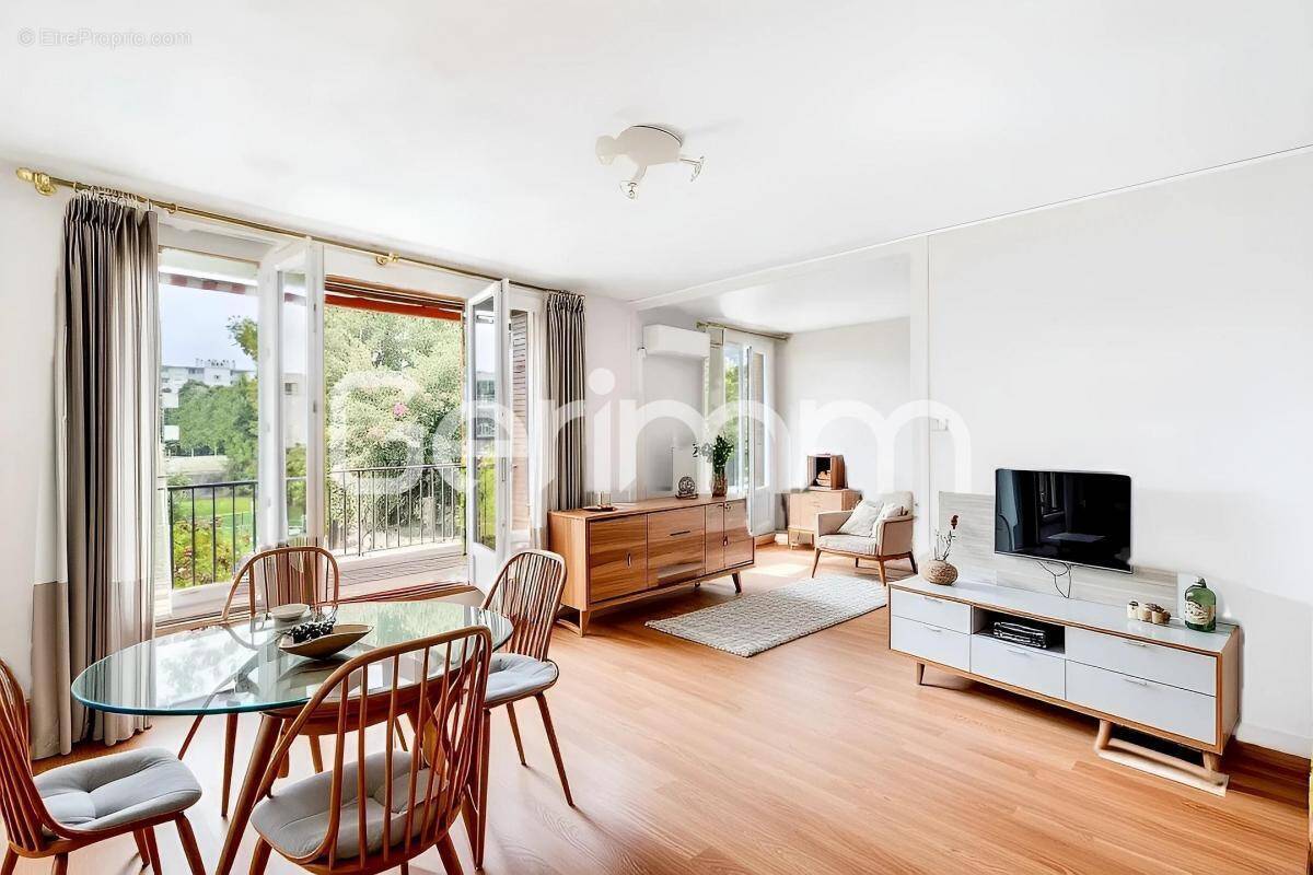 Appartement à MEYLAN