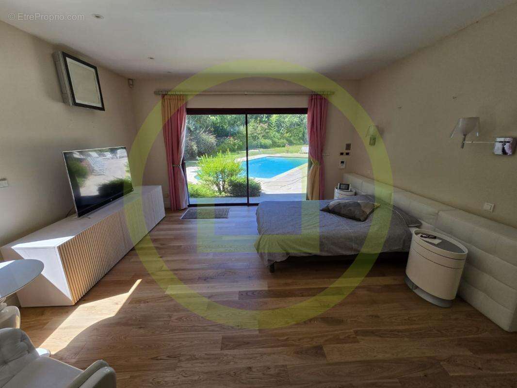 Maison à SAINT-DENIS-EN-VAL