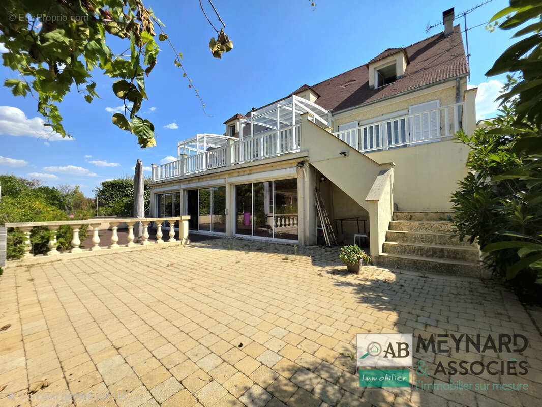 Pézarches   Maison à vendre familiale 273 m2 avec espace bien-être et sous-sol total - photo 17