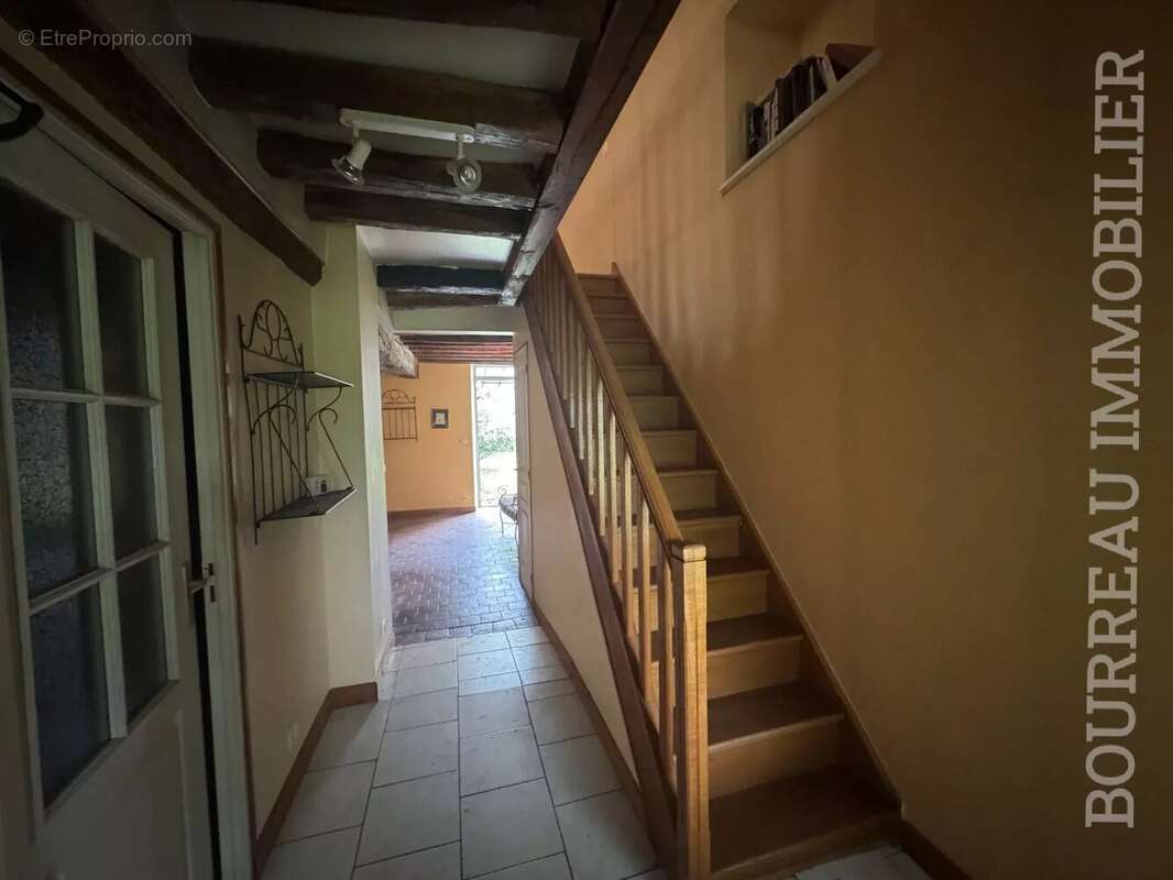 Maison à CHASSY