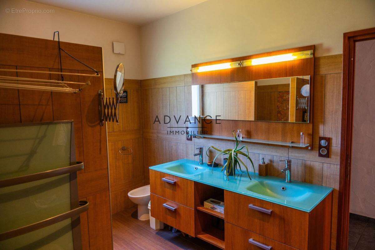 Villa 6 pièces 231 m² - photo 14