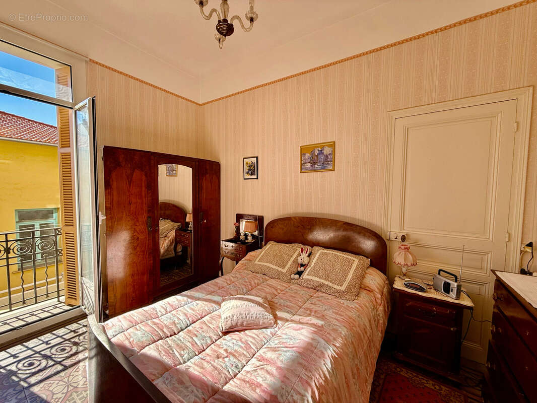 Appartement à MENTON