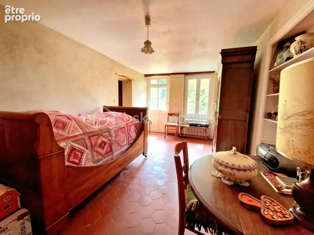 Charmante longère endroit privilégié – 4 chambres – terrain de 1 920 m² – fort potentiel - photo 18