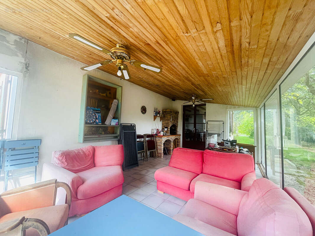 Maison à COMMEQUIERS