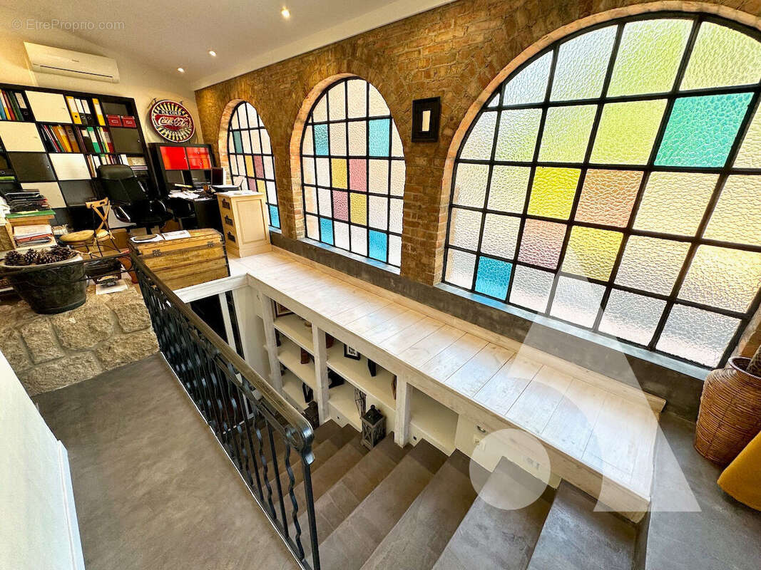 Maison à VILLECROZE