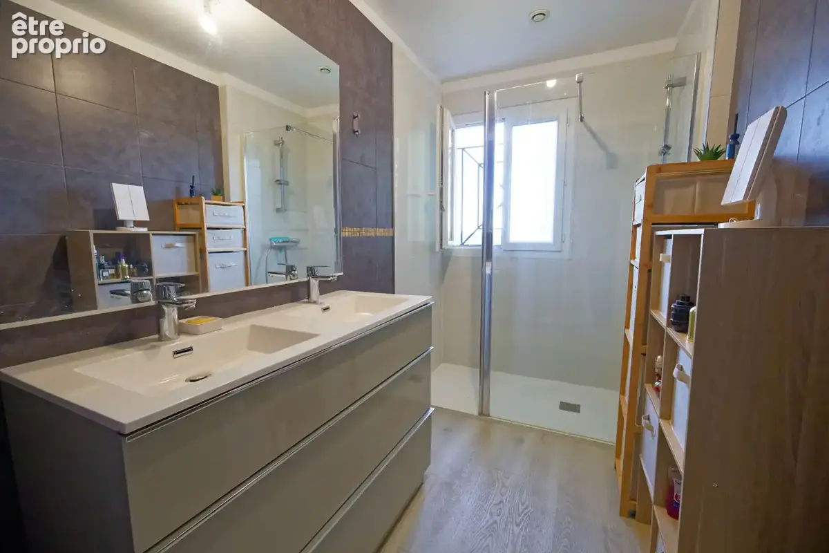Maison + 2 appartements - Saint Martin De Seignanx - photo 11