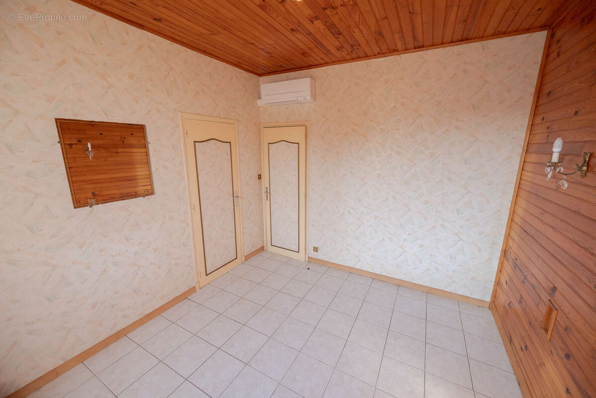 MaisonT5  avec 2 garages sur terrains clos - photo 48