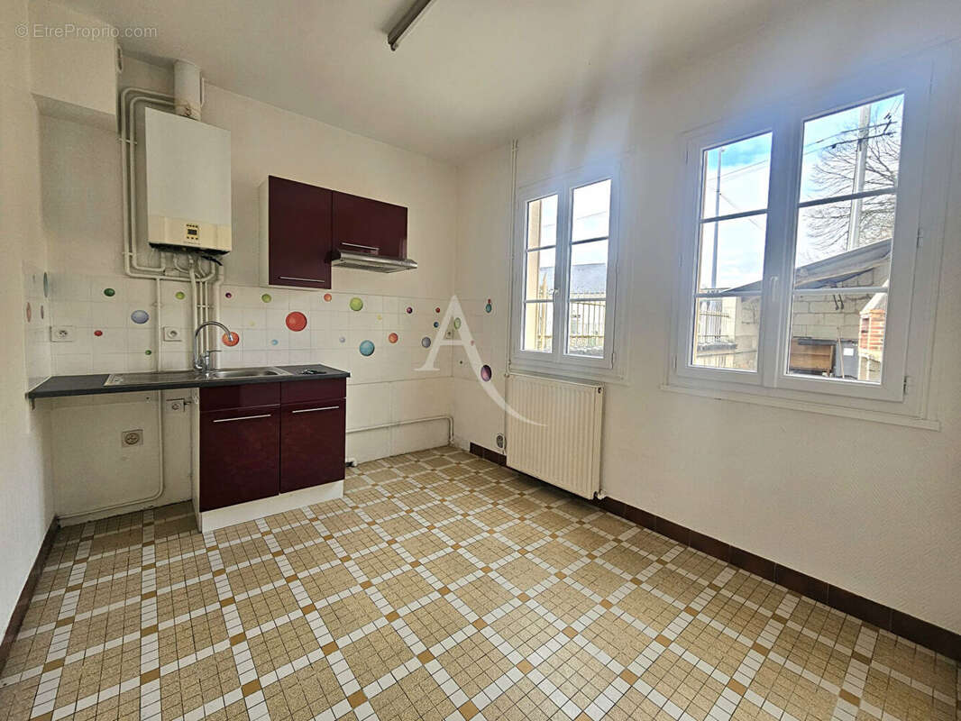 Maison à MONTRICHARD