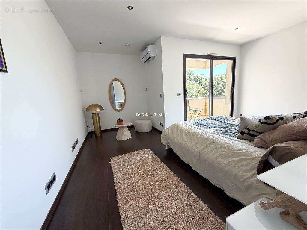 Villa contemporaine d’exception – Vue sur le Golf du Pic Saint-Loup - photo 9
