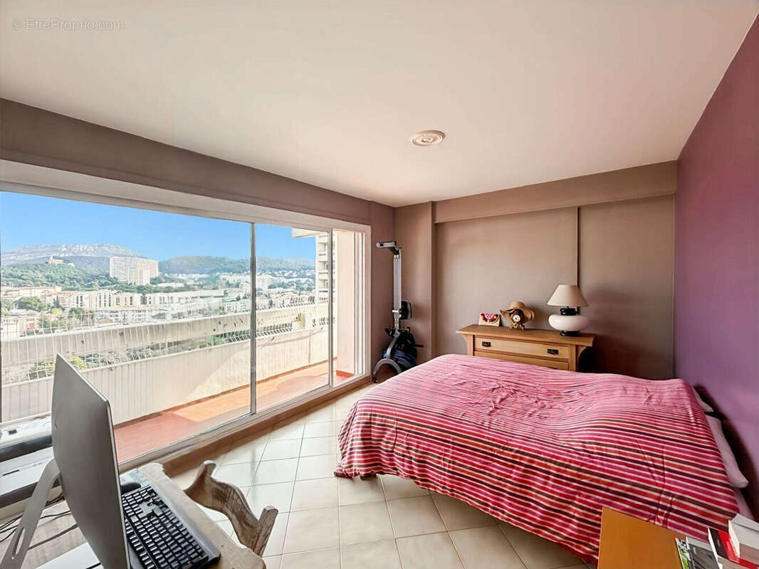 Appartement à MARSEILLE-9E