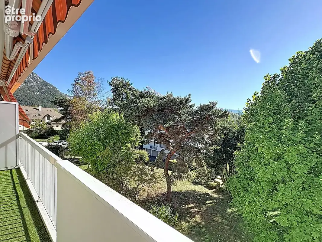 Annecy le vieux - duplex d'exception - 5/6 pieces - photo 13