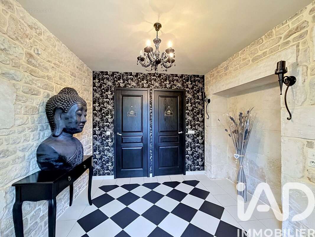 Photo 2 - Maison à SAINT-HILAIRE-DES-LOGES