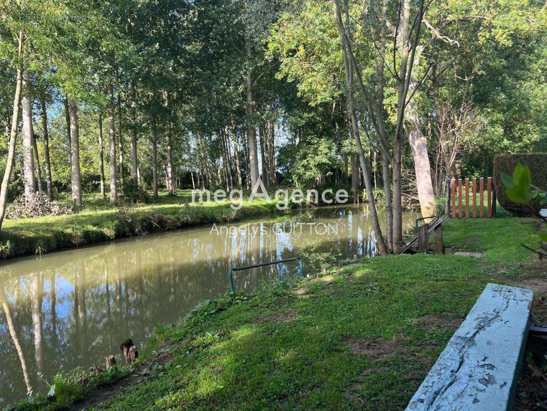En bord de rivière avec chalet à 25 minutes du Mans - photo 3