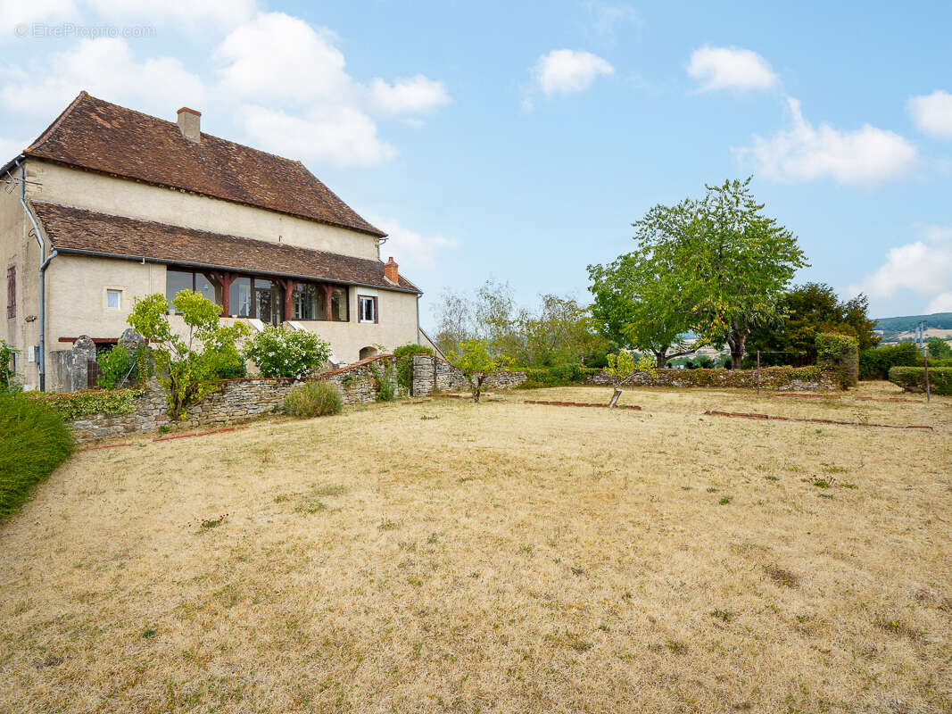Maison de campagne Joncy 4 pièces 86 m2 + dépendances - photo 12