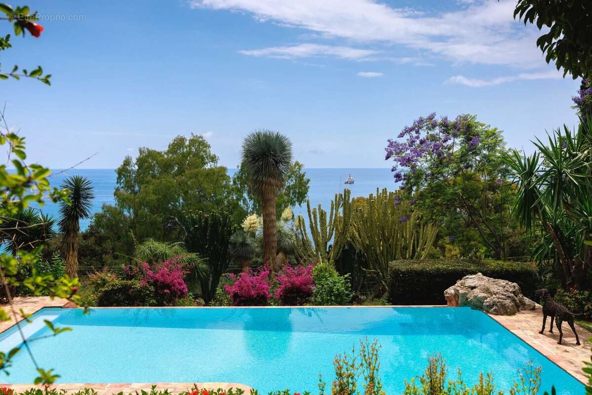 Maison à ROQUEBRUNE-CAP-MARTIN