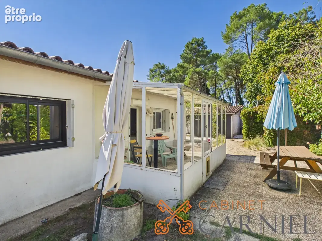 Maison 110 m2 avec véranda, dépendances et terrain clos - photo 14