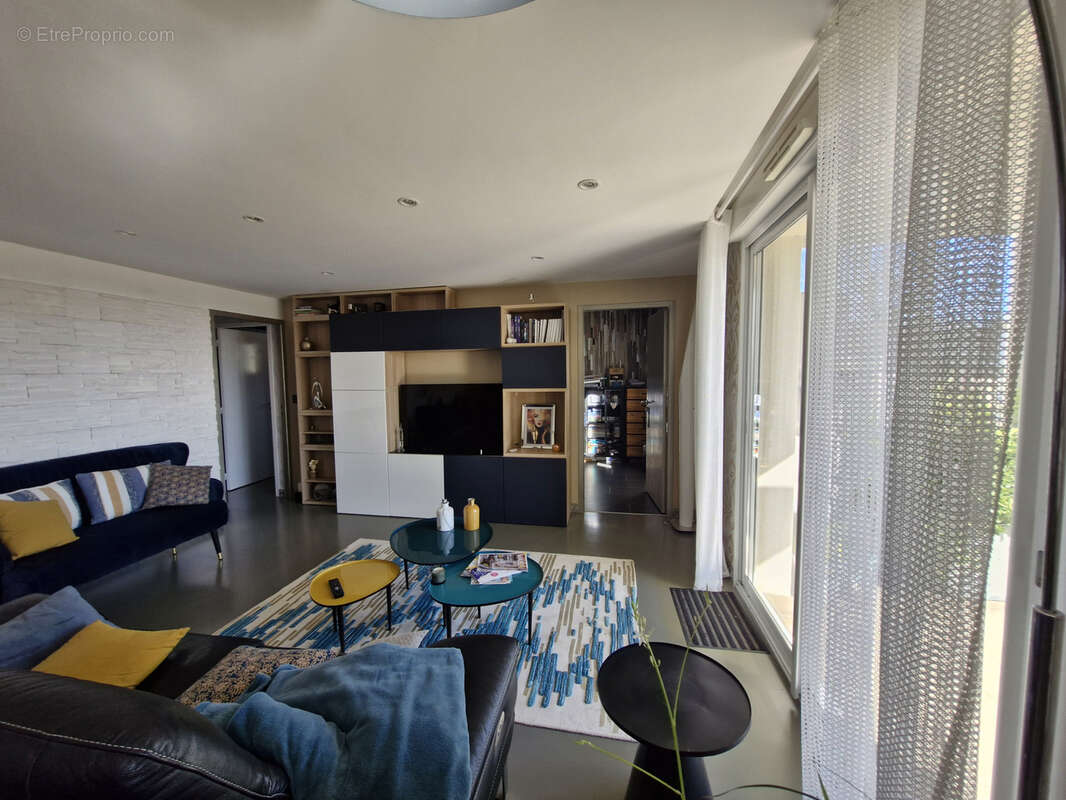 Appartement à BARAQUEVILLE