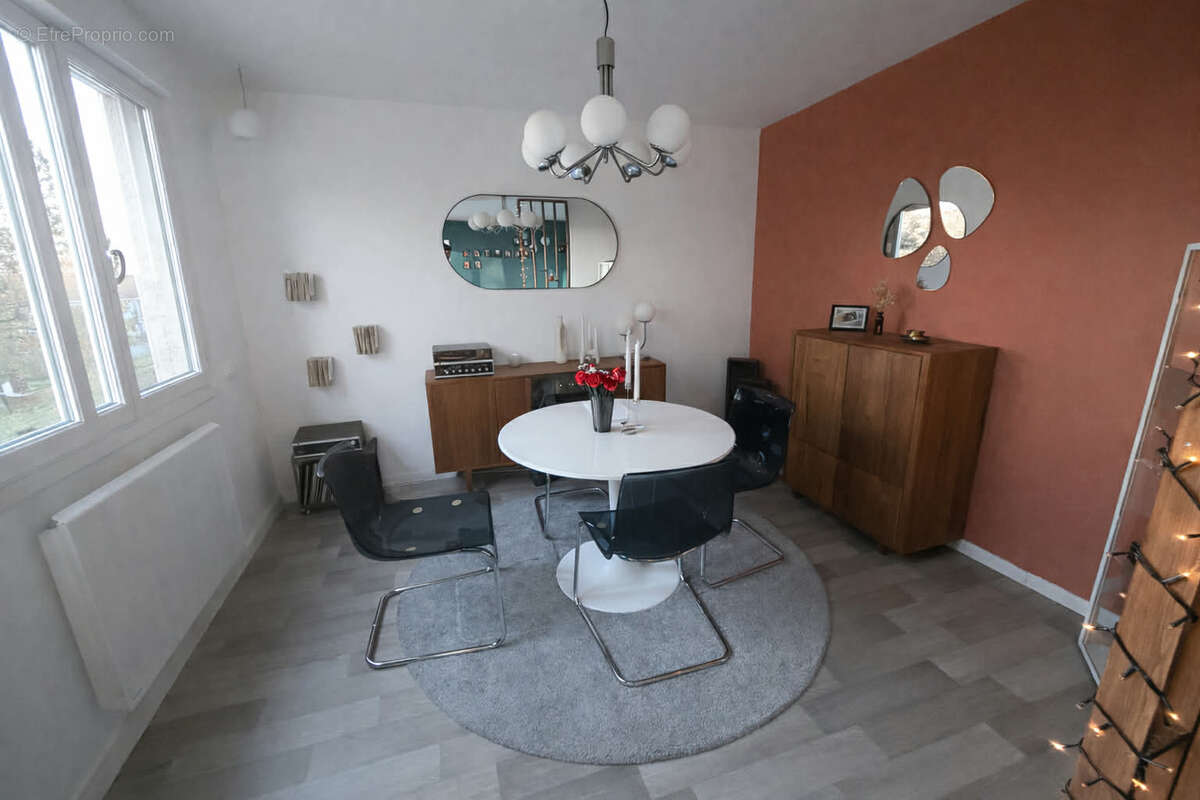 Appartement à MARLY