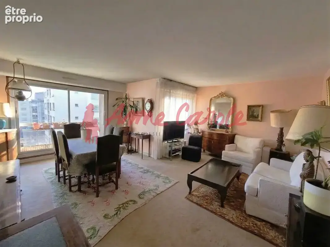 Appartement à NOGENT-SUR-MARNE