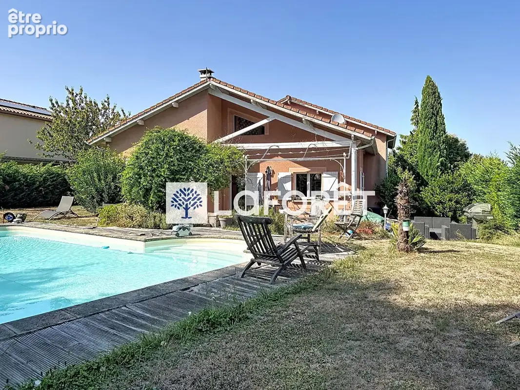 Maison Tramoyes 6 pièces de 158,34 m² sur son terrain de 950 m² - photo 1