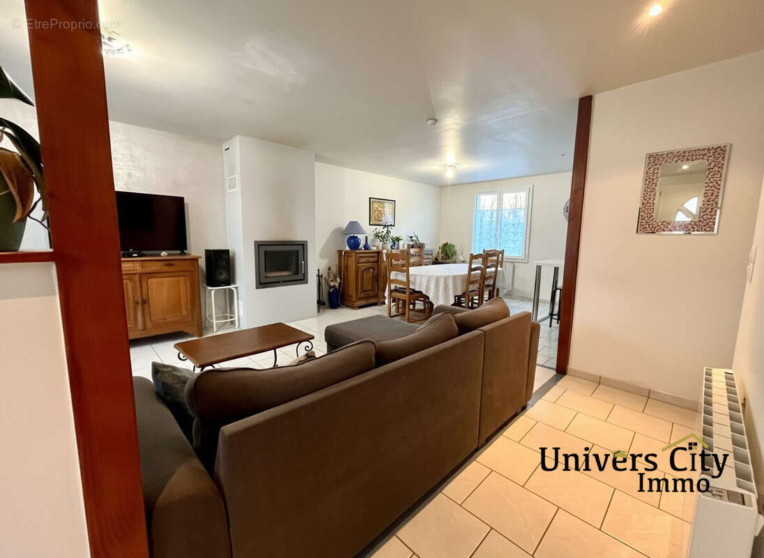 Maison à LES SORINIERES