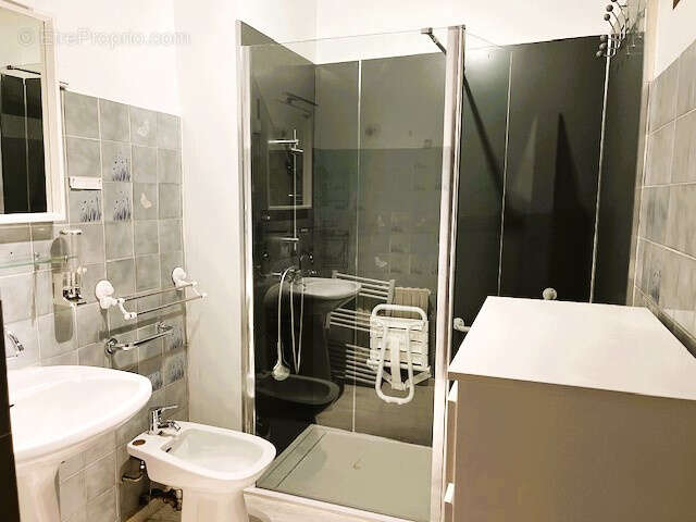 A vendre maison de ville a etage cour cave    limoux - photo 9