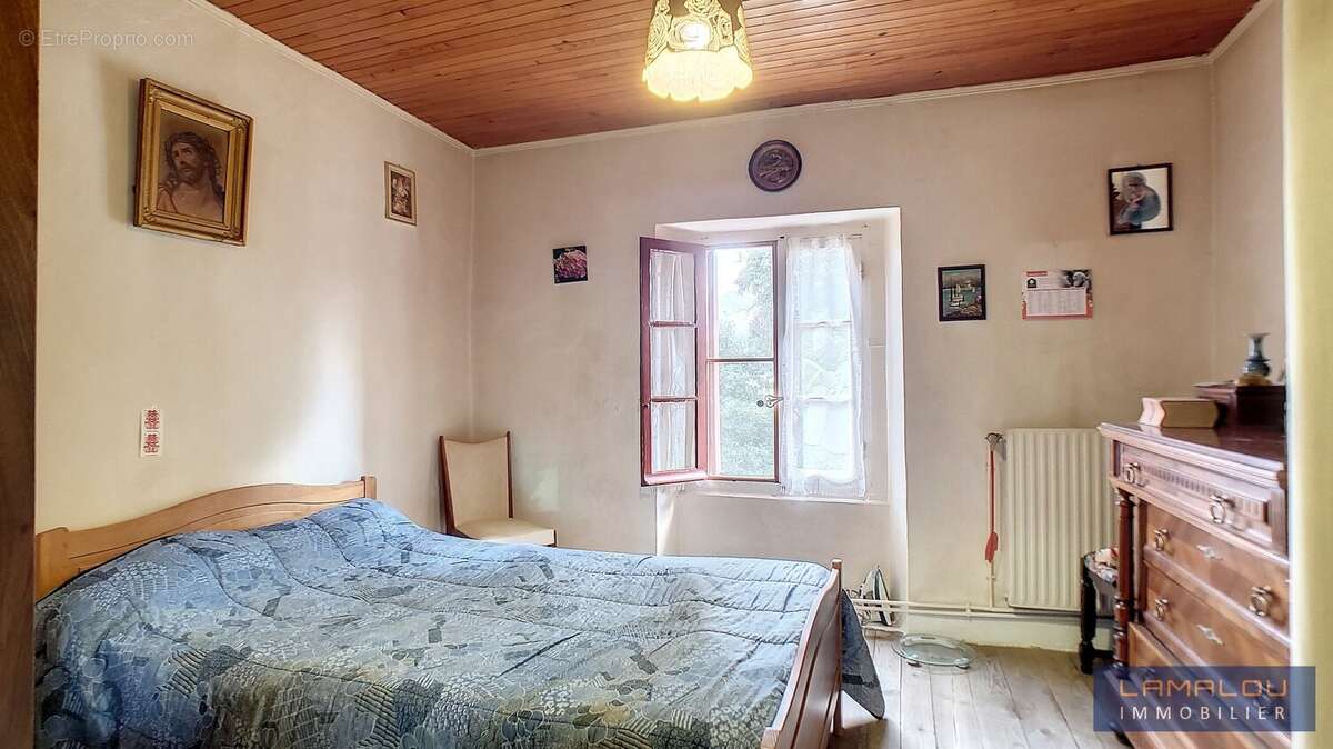 Maison à COLOMBIERES-SUR-ORB