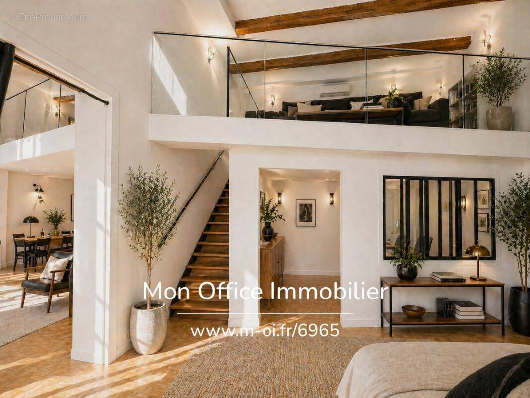 Appartement à MARSEILLE-1E