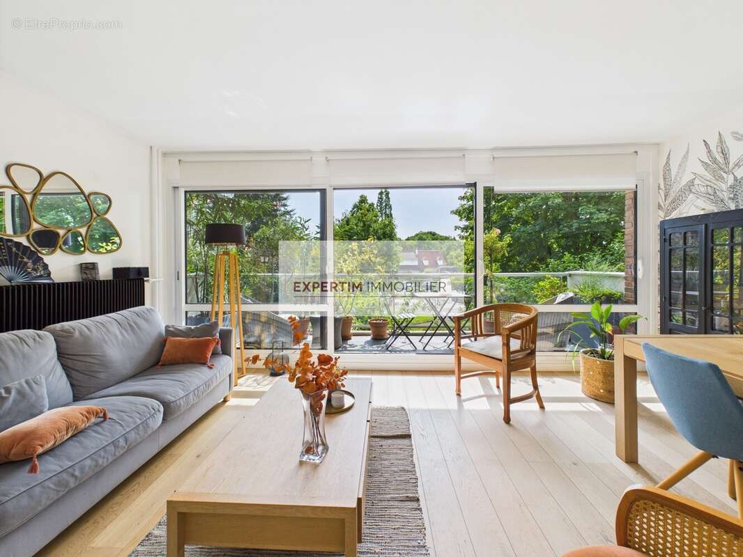 Appartement à JOUY-EN-JOSAS