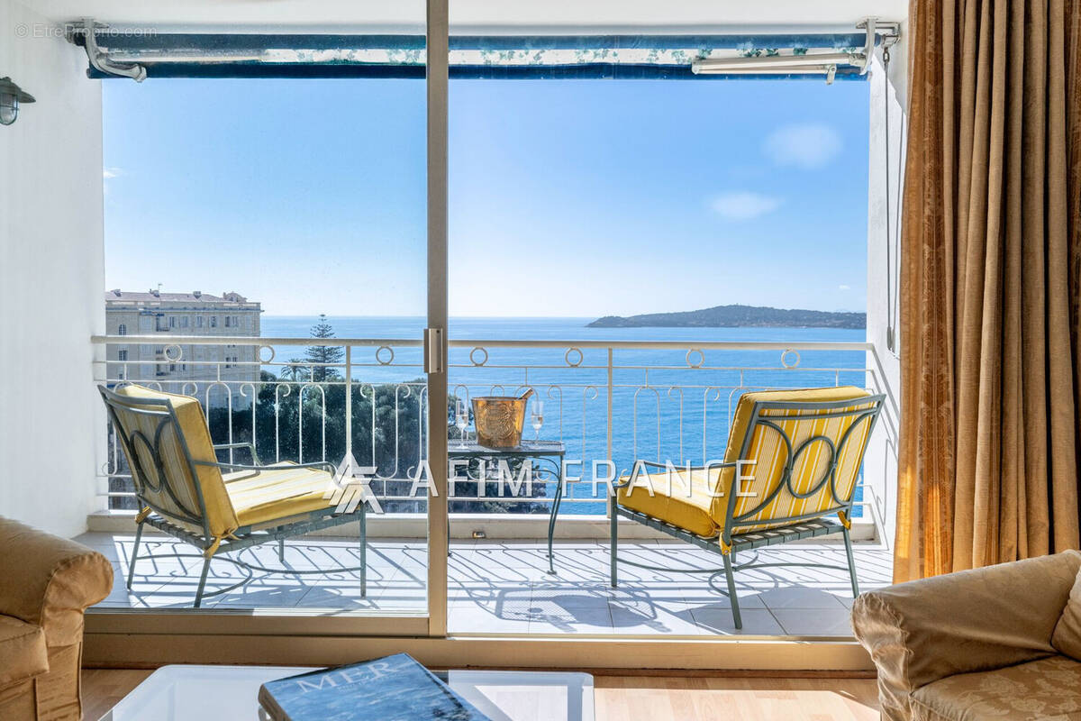 Appartement à CAP-D'AIL