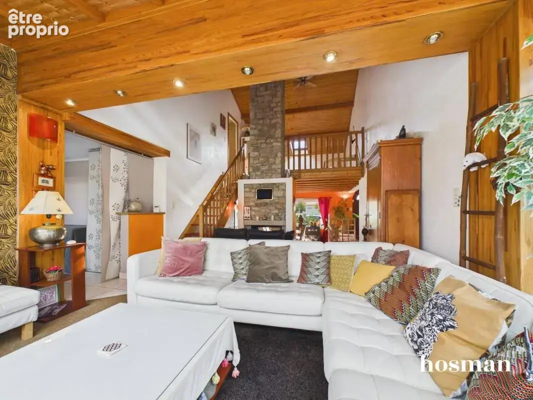 Chaleureuse maison familiale de 174 m² avec terrasse et jardin - Rue de Plaisance, Les Sorinières - photo 4