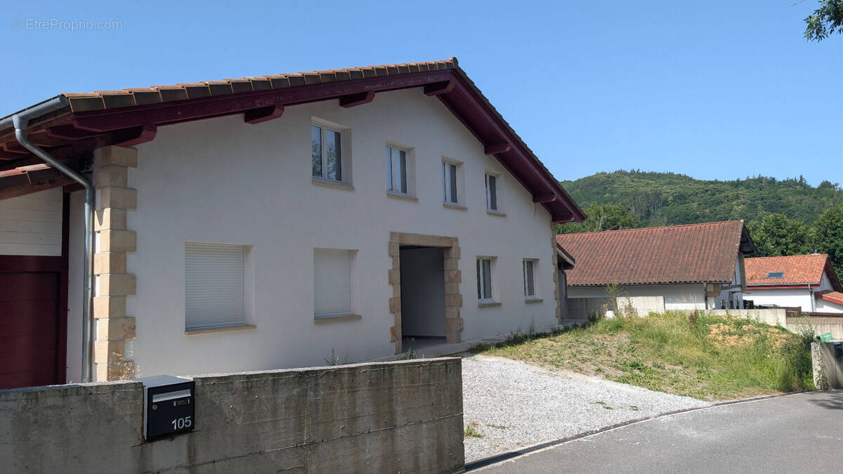 Maison à BIRIATOU