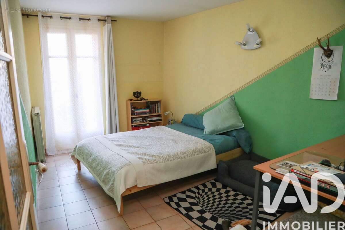 Photo 6