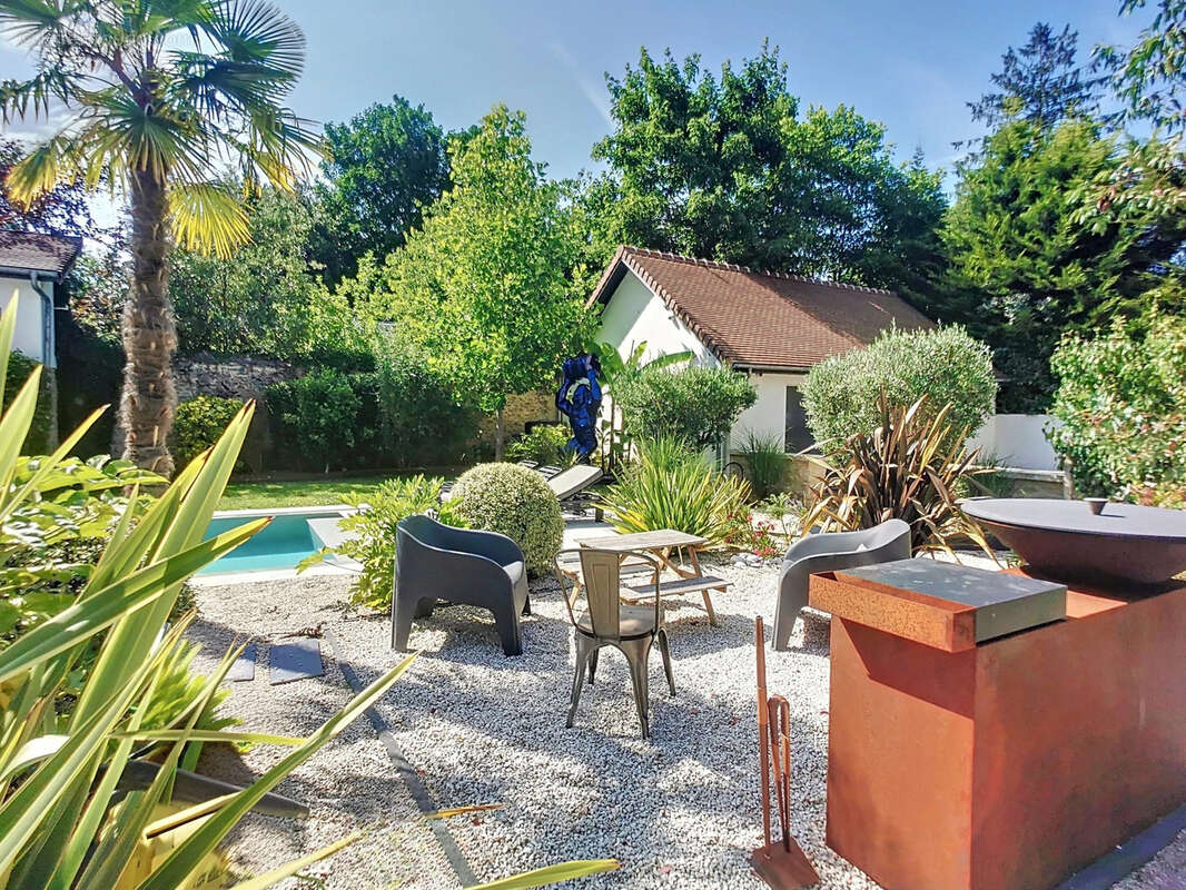 Maison à MONTFORT-L'AMAURY