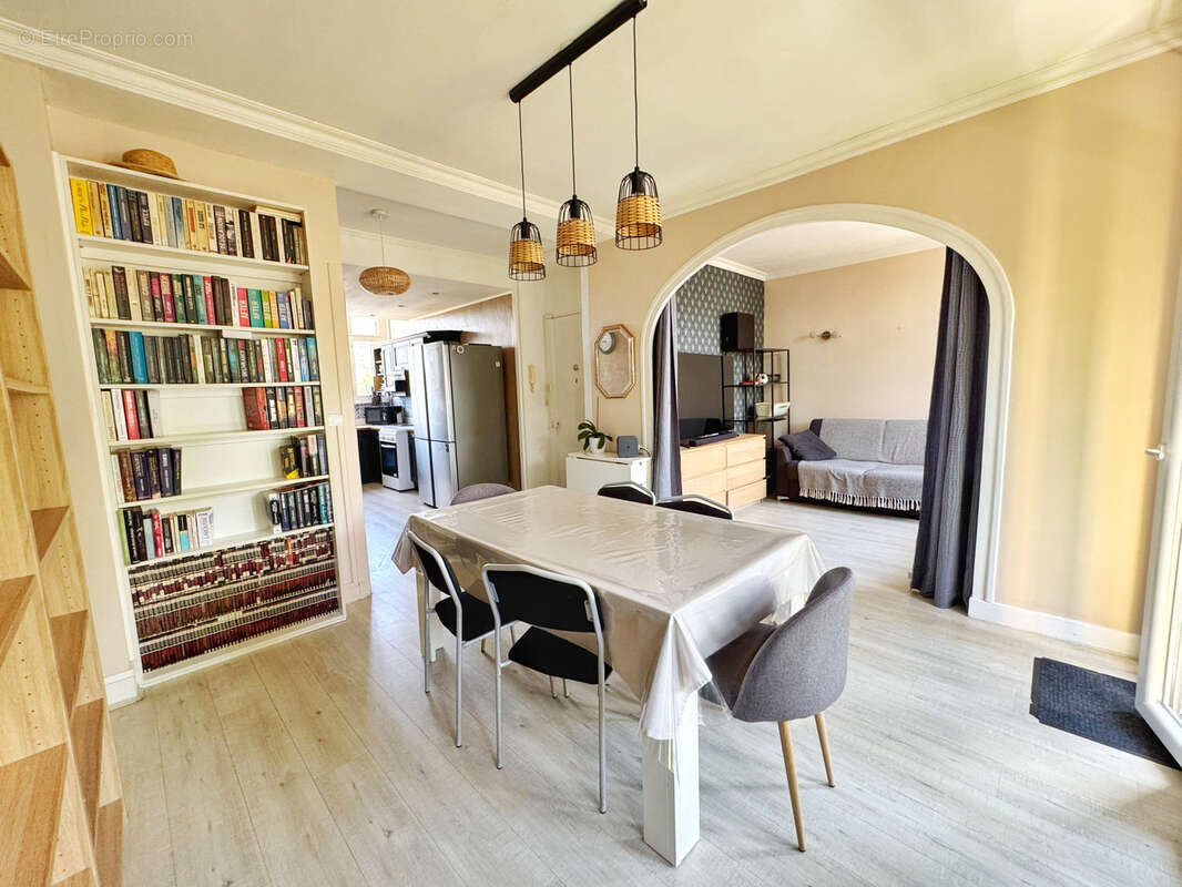 Appartement à OULLINS
