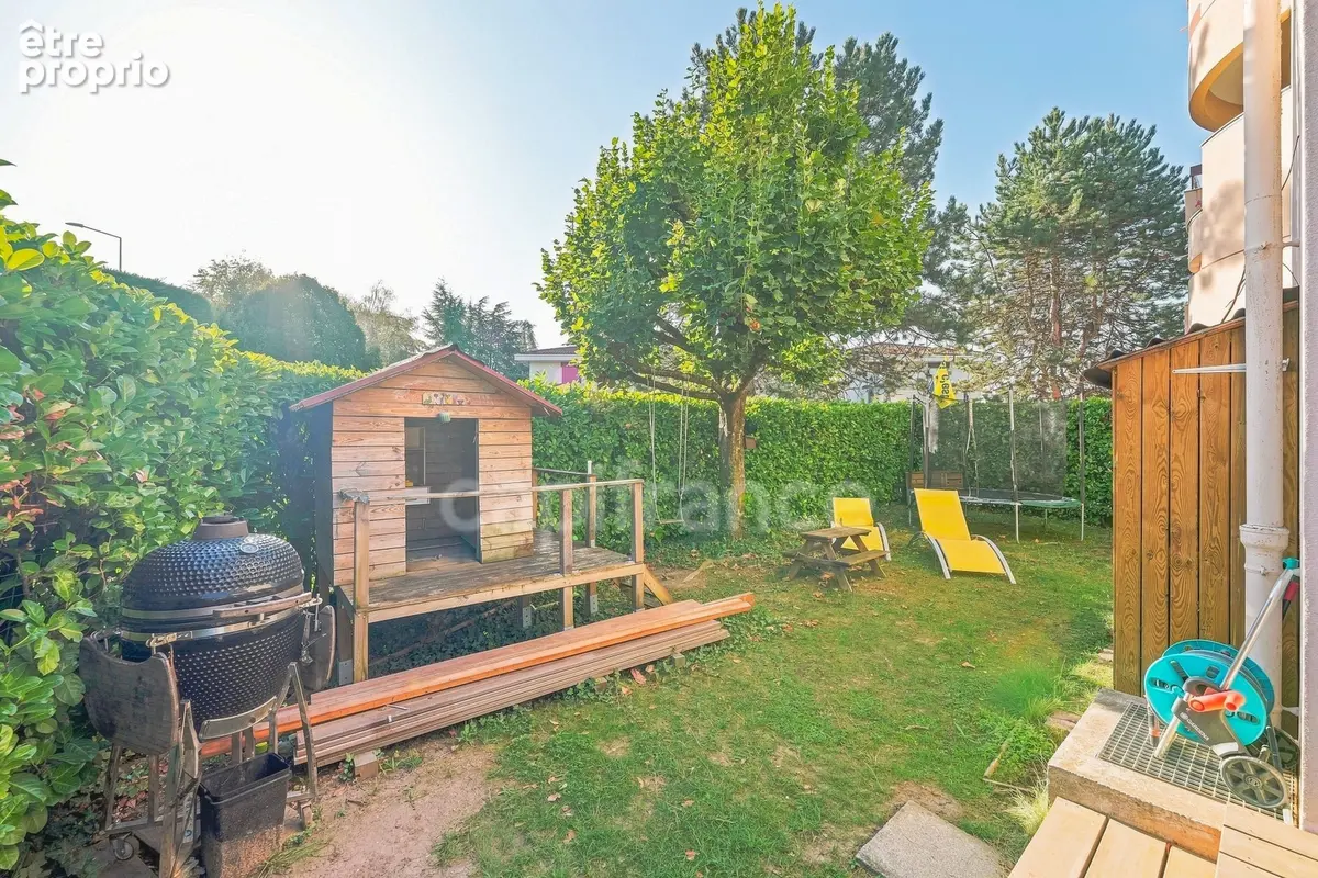 Appartement à vendre 4 pièces FERNEY VOLTAIRE (01) - photo 12