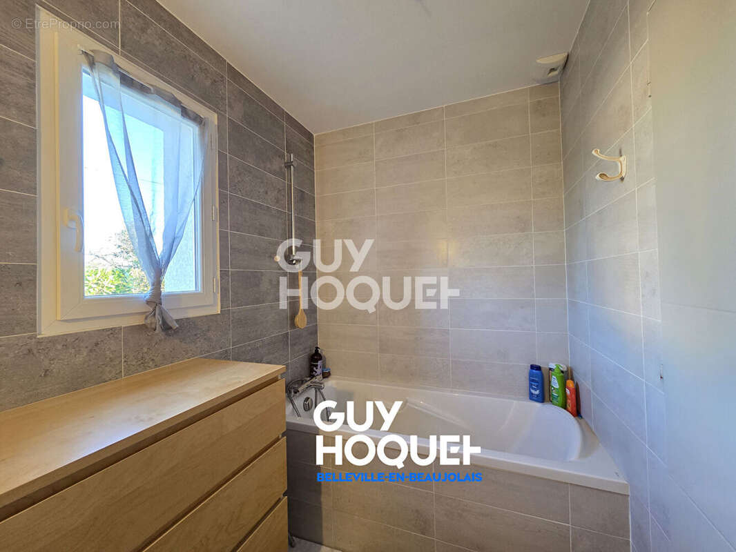 Maison à BELLEVILLE