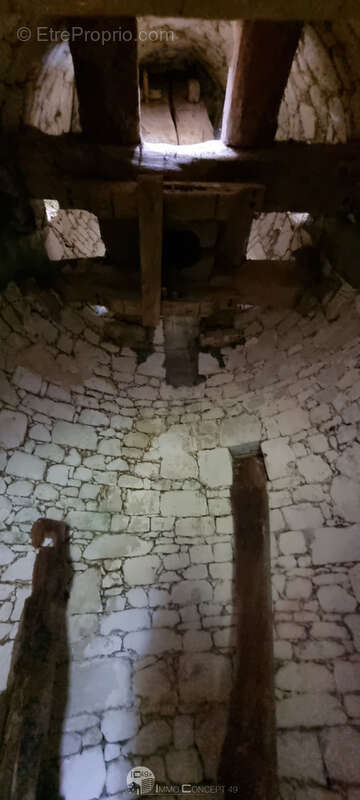 Maison à BRISSAC-QUINCE